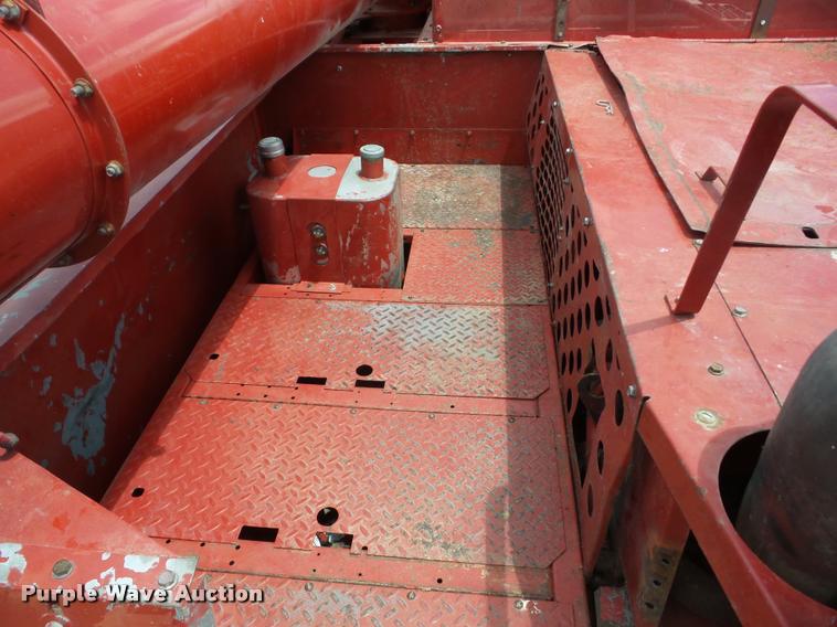 image for item J8617 1995 Case IH 2188 combine