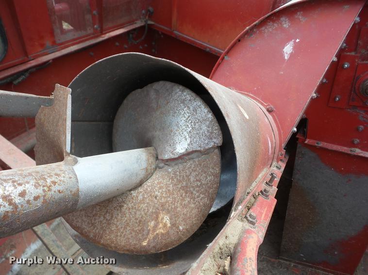 image for item J8617 1995 Case IH 2188 combine