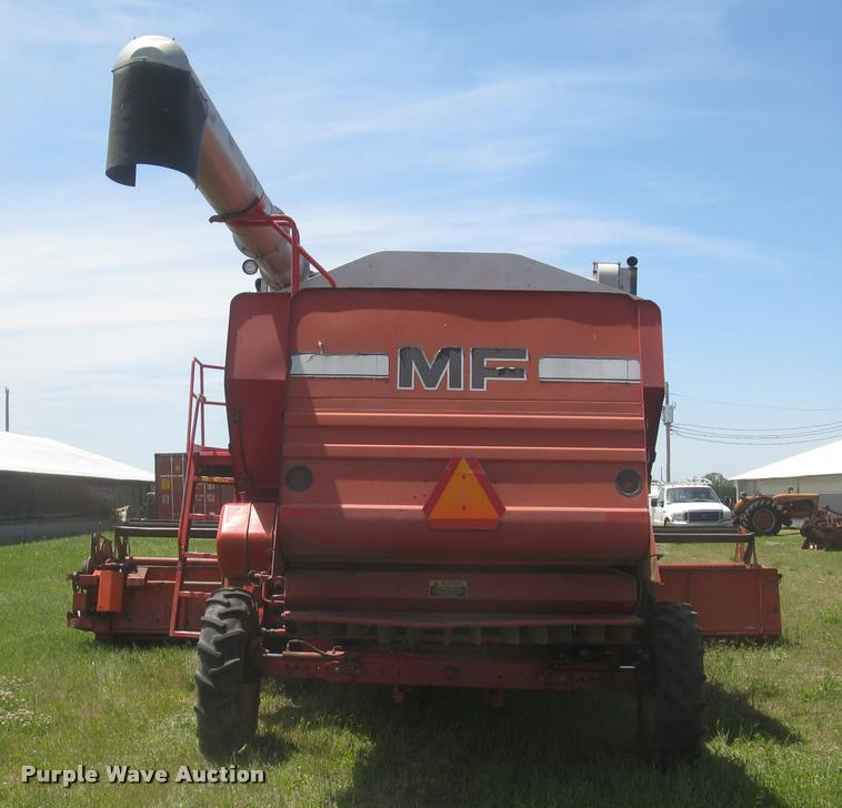 image for item L2332 1982 Massey-Ferguson 860 combine