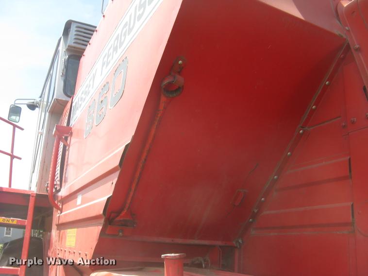 image for item L2332 1982 Massey-Ferguson 860 combine