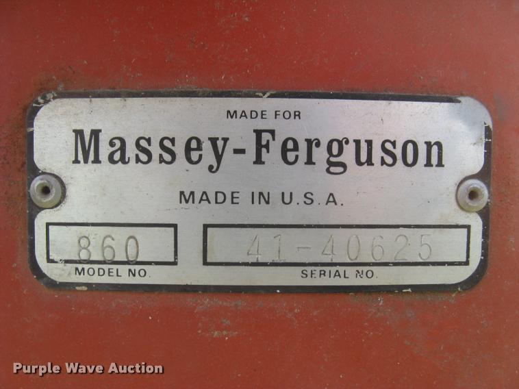 image for item L2332 1982 Massey-Ferguson 860 combine