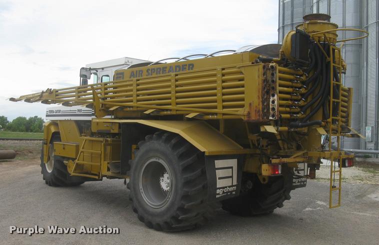 image for item L2338 1997 Ag-Chem TerraGator 1903 self-propelled applicator