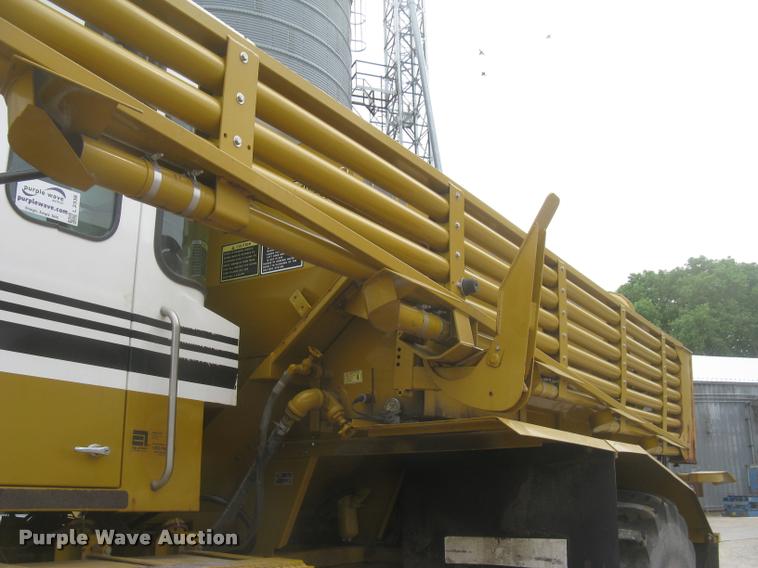 image for item L2338 1997 Ag-Chem TerraGator 1903 self-propelled applicator