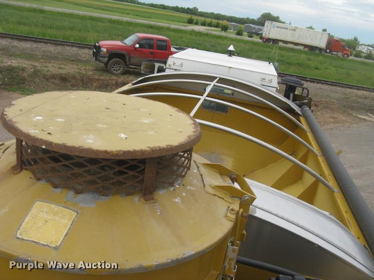 image for item L2338 1997 Ag-Chem TerraGator 1903 self-propelled applicator