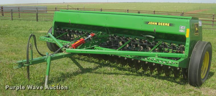 image for item L2342 John Deere 450 grain drill