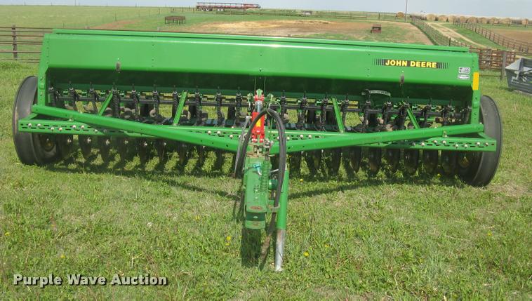 image for item L2342 John Deere 450 grain drill
