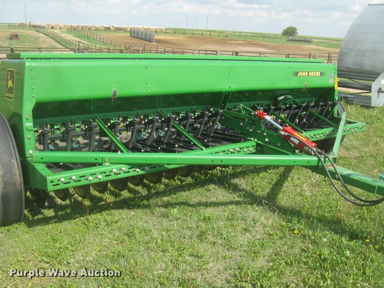 image for item L2342 John Deere 450 grain drill