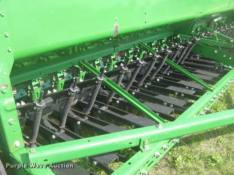 image for item L2342 John Deere 450 grain drill