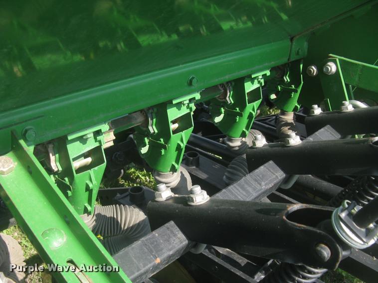 image for item L2342 John Deere 450 grain drill