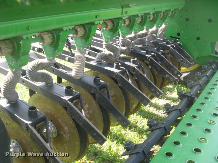 image for item L2342 John Deere 450 grain drill