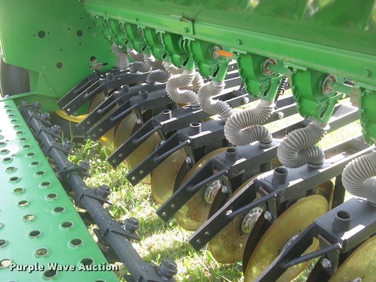 image for item L2342 John Deere 450 grain drill
