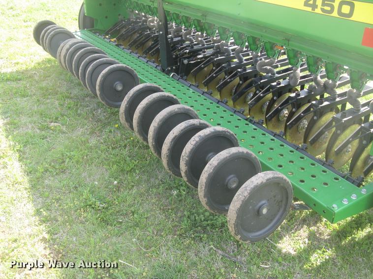 image for item L2342 John Deere 450 grain drill