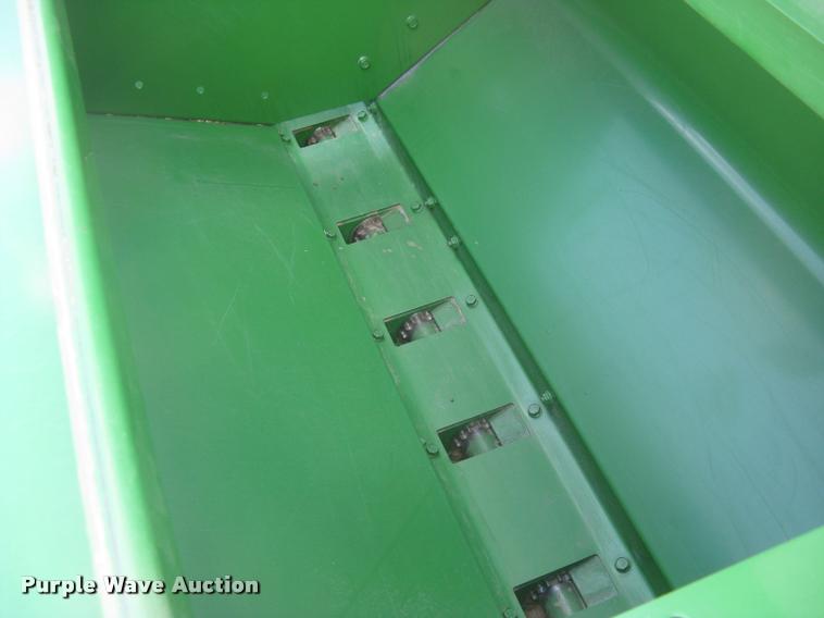 image for item L2342 John Deere 450 grain drill