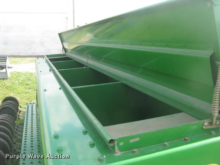 image for item L2342 John Deere 450 grain drill