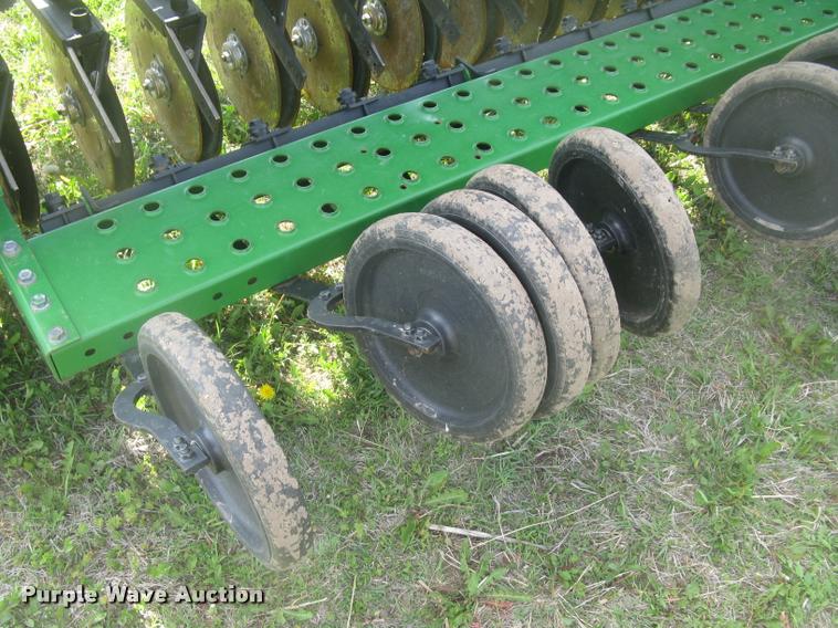 image for item L2342 John Deere 450 grain drill