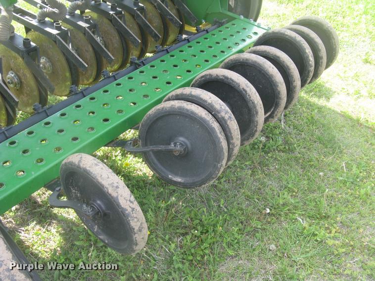 image for item L2342 John Deere 450 grain drill