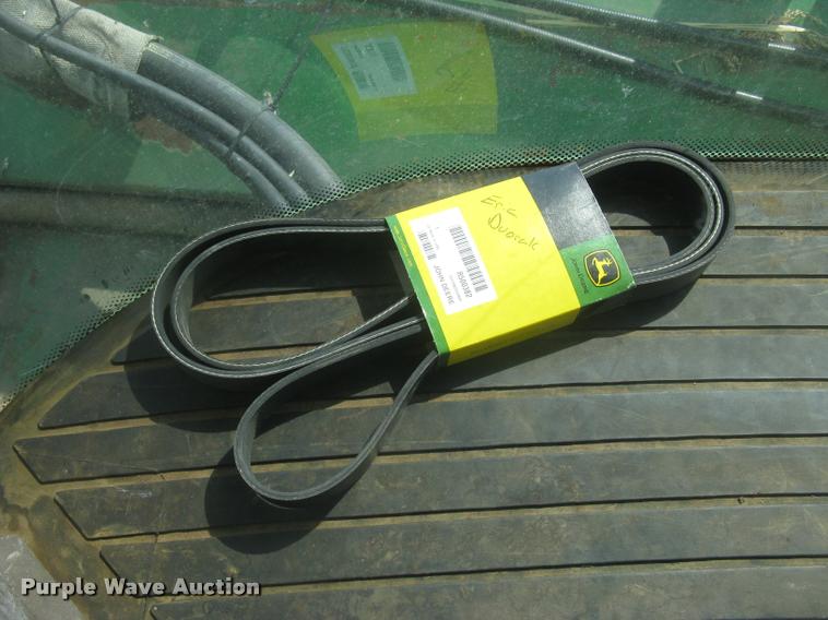 image for item L2343 2002 John Deere 4895 self-propelled windrower