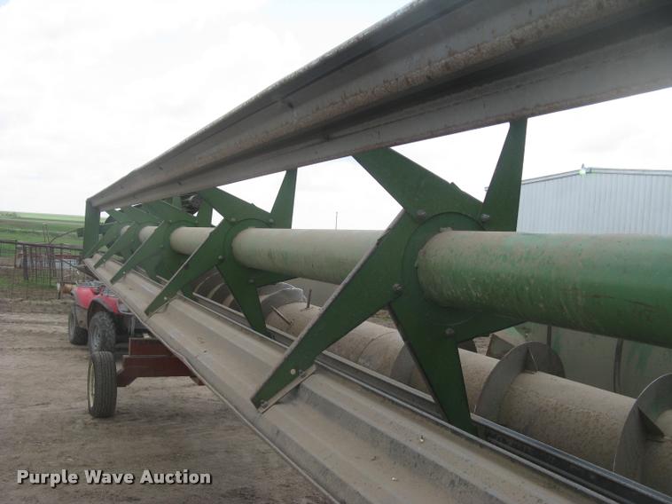 image for item L2349 John Deere 224 platform head