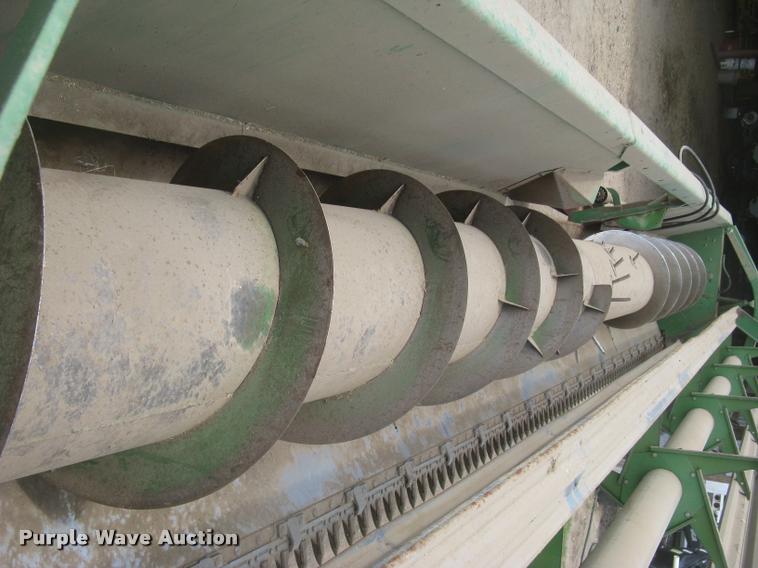 image for item L2349 John Deere 224 platform head