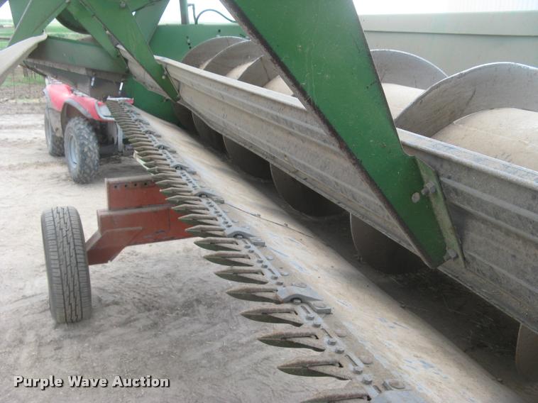 image for item L2349 John Deere 224 platform head