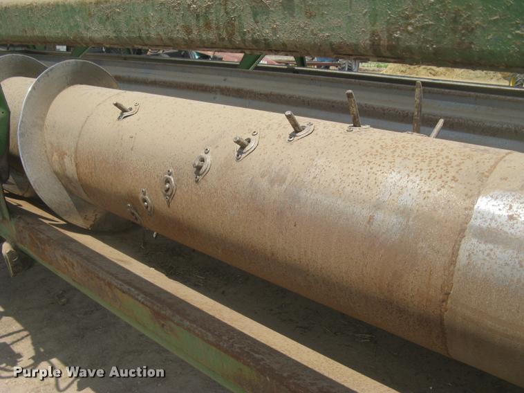 image for item L2349 John Deere 224 platform head