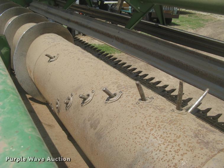 image for item L2349 John Deere 224 platform head