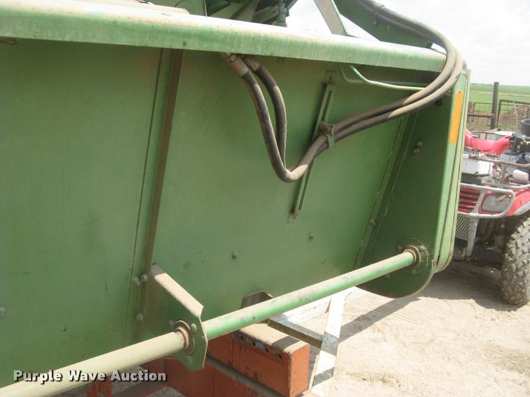 image for item L2349 John Deere 224 platform head