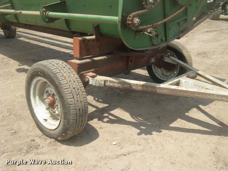 image for item L2349 John Deere 224 platform head