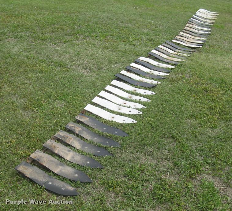 image for item L2349 John Deere 224 platform head