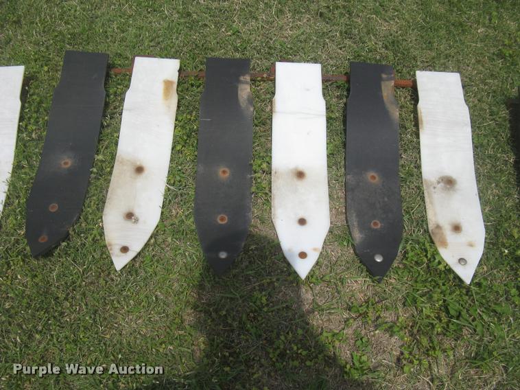 image for item L2349 John Deere 224 platform head