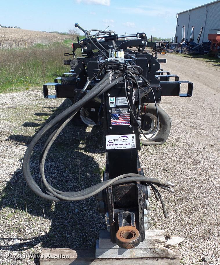 image for item L5542 2014 Harvest International toolbar