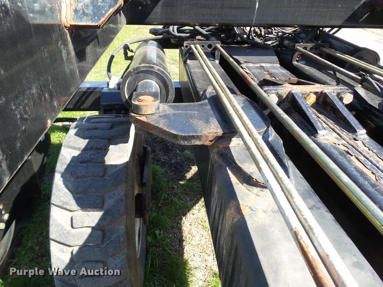 image for item L5542 2014 Harvest International toolbar