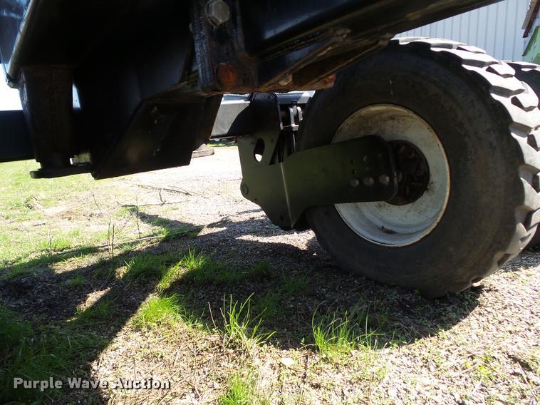 image for item L5542 2014 Harvest International toolbar