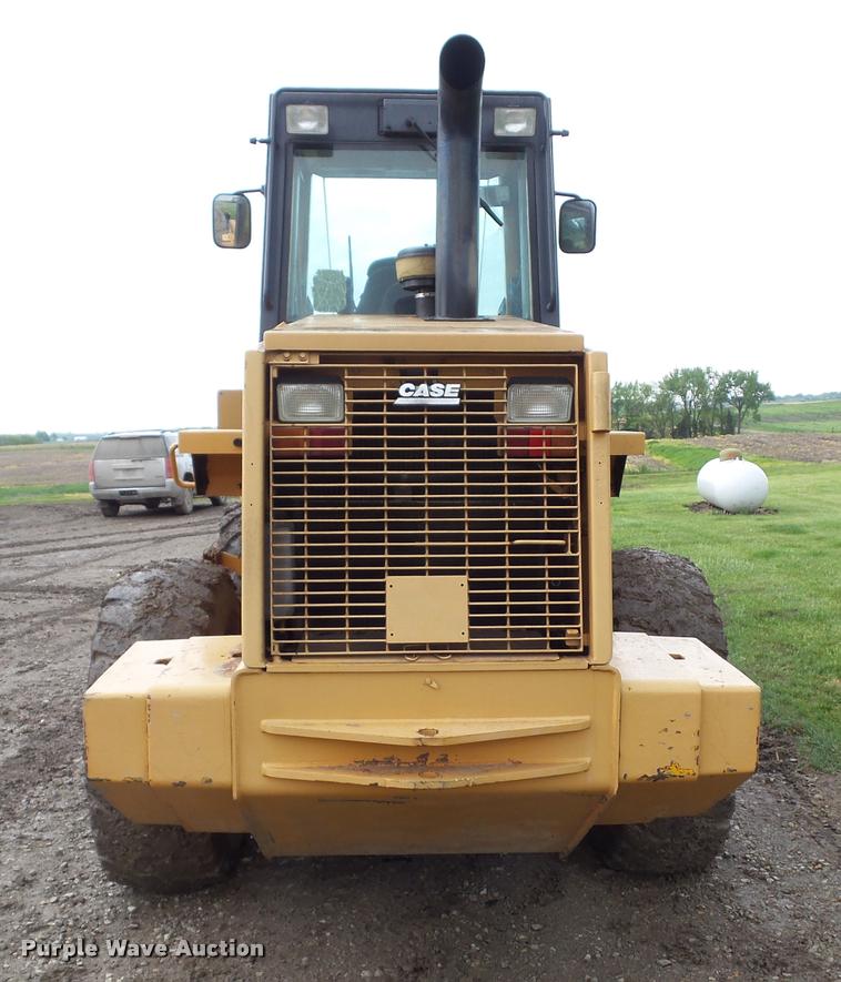 image for item L5551 1997 Case 621B wheel loader