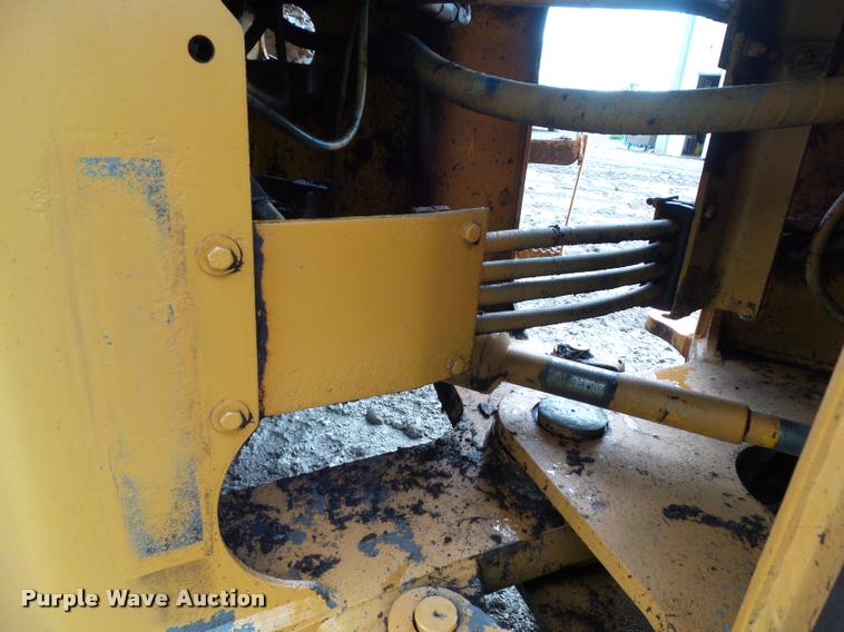 image for item L5551 1997 Case 621B wheel loader