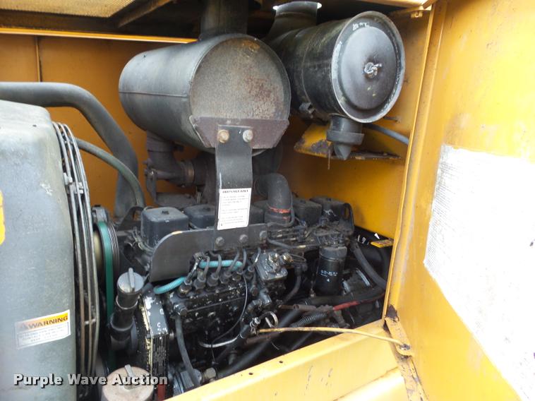 image for item L5551 1997 Case 621B wheel loader