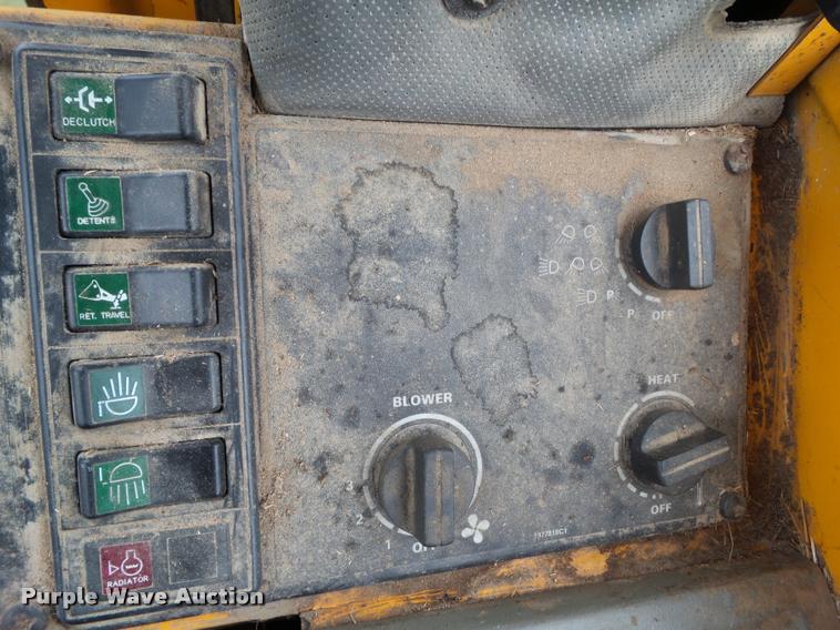 image for item L5551 1997 Case 621B wheel loader