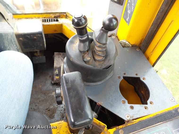 image for item L5551 1997 Case 621B wheel loader