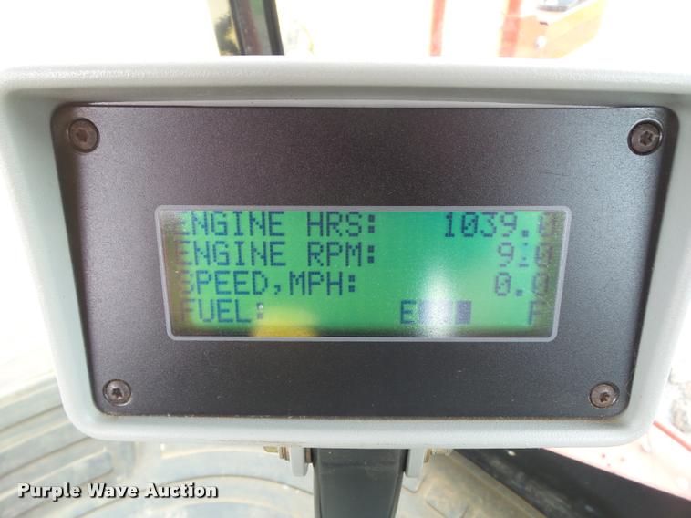 image for item L5553 2006 New Holland HW345 self-propelled windrower