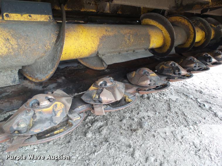 image for item L5553 2006 New Holland HW345 self-propelled windrower