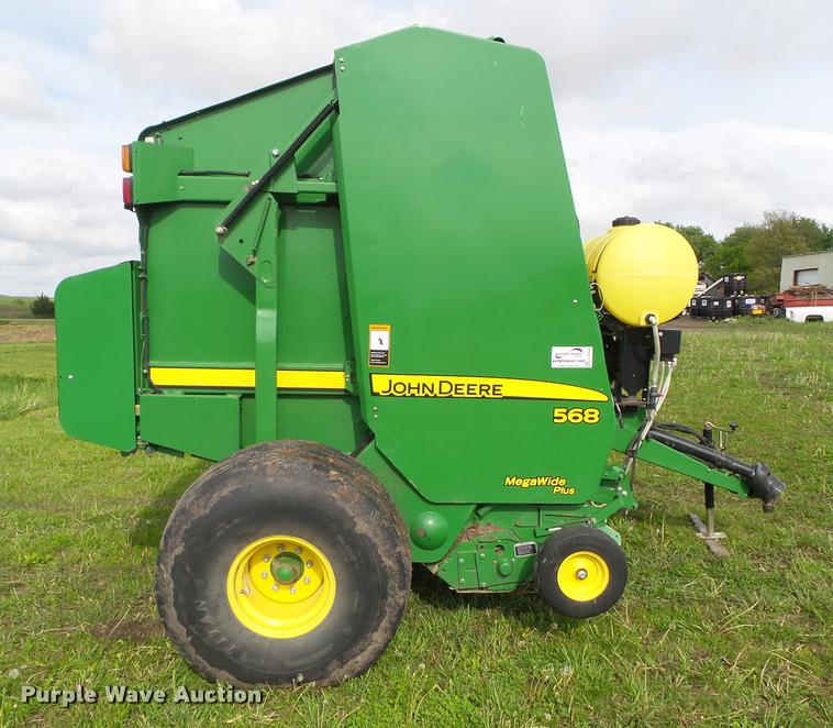 image for item L5554 2012 John Deere 568 Mega Wide Plus round baler