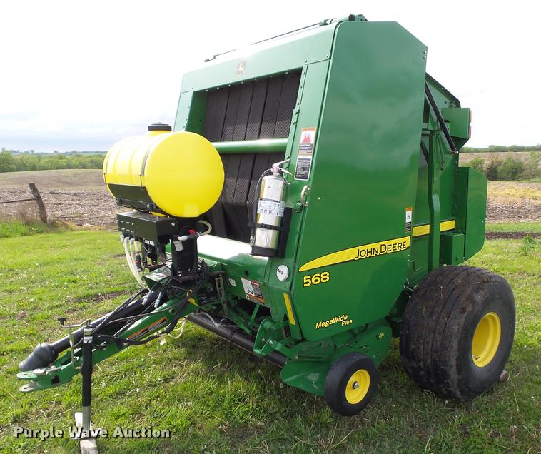 image for item L5554 2012 John Deere 568 Mega Wide Plus round baler