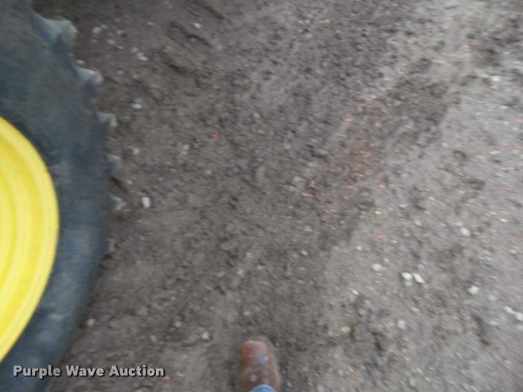 image for item L5556 1997 John Deere 6910 forage harvester