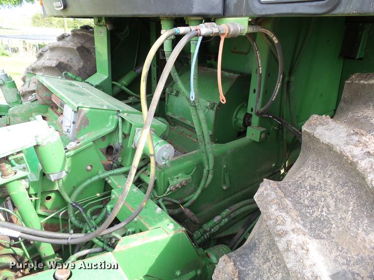 image for item L5556 1997 John Deere 6910 forage harvester