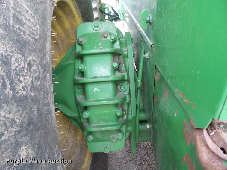 image for item L5556 1997 John Deere 6910 forage harvester