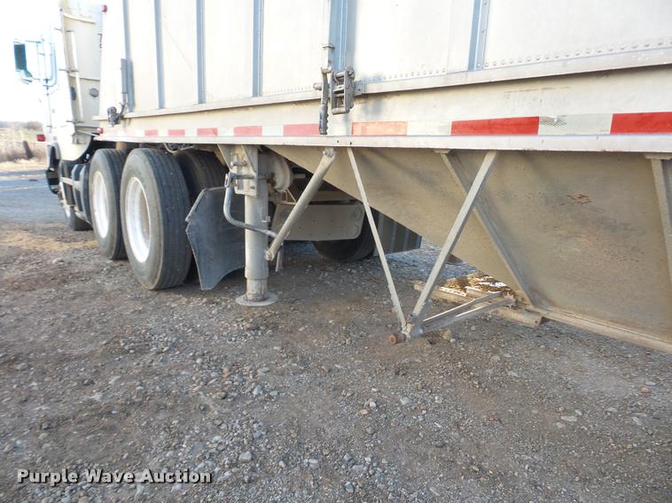 image for item DA5886 1979 Doonan grain trailer