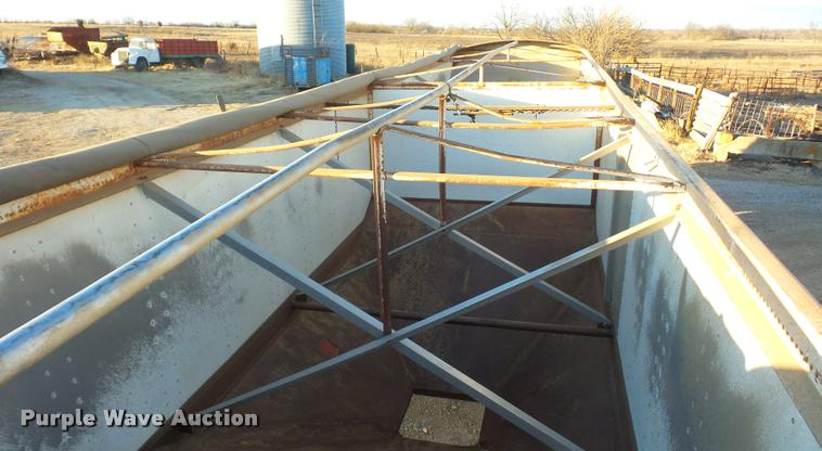 image for item DA5886 1979 Doonan grain trailer