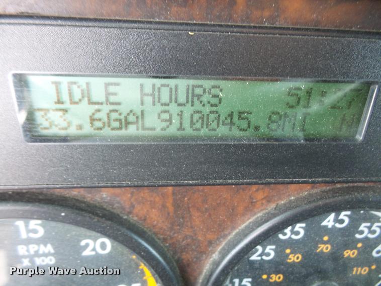 image for item DA6256 2007 Freightliner Century Class ST120 semi truck