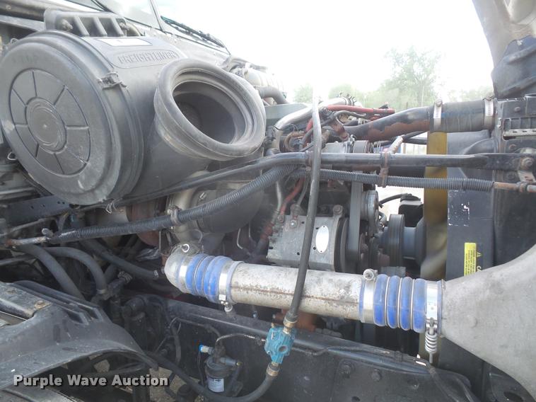 image for item DA6256 2007 Freightliner Century Class ST120 semi truck