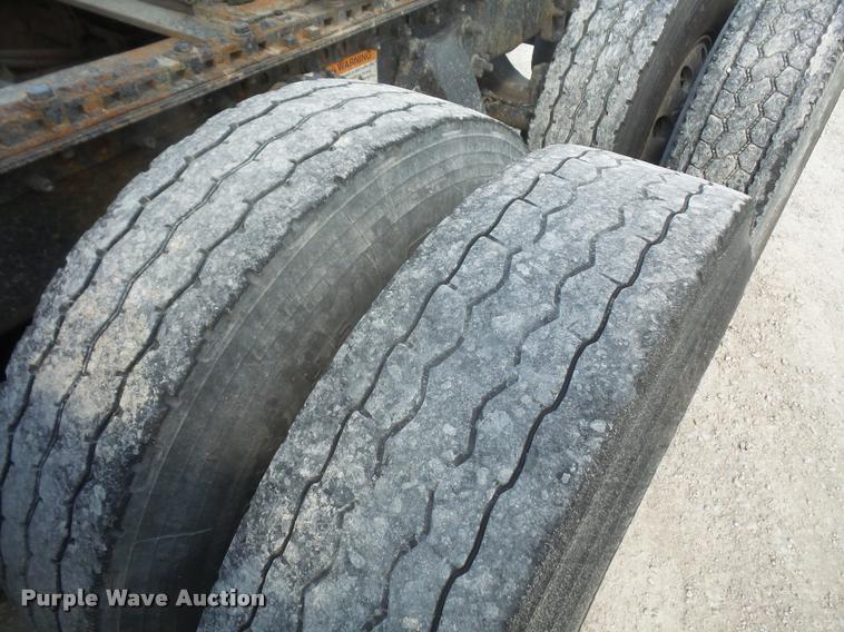 image for item DA6256 2007 Freightliner Century Class ST120 semi truck